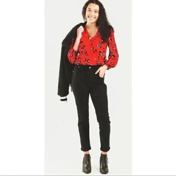 FRANCESCA’S  LACE TRIM  LEOPARD FAUX WRAP TOP SZ L - Picture 2 of 9